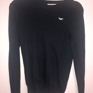 A navy blue hollister sweater